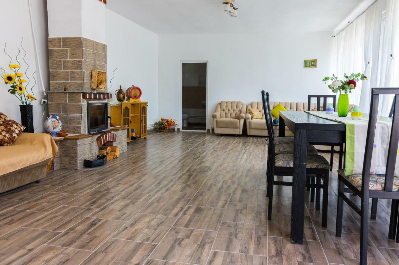 Casa De Vacanta Marya 巴亚德菲耶尔 外观 照片
