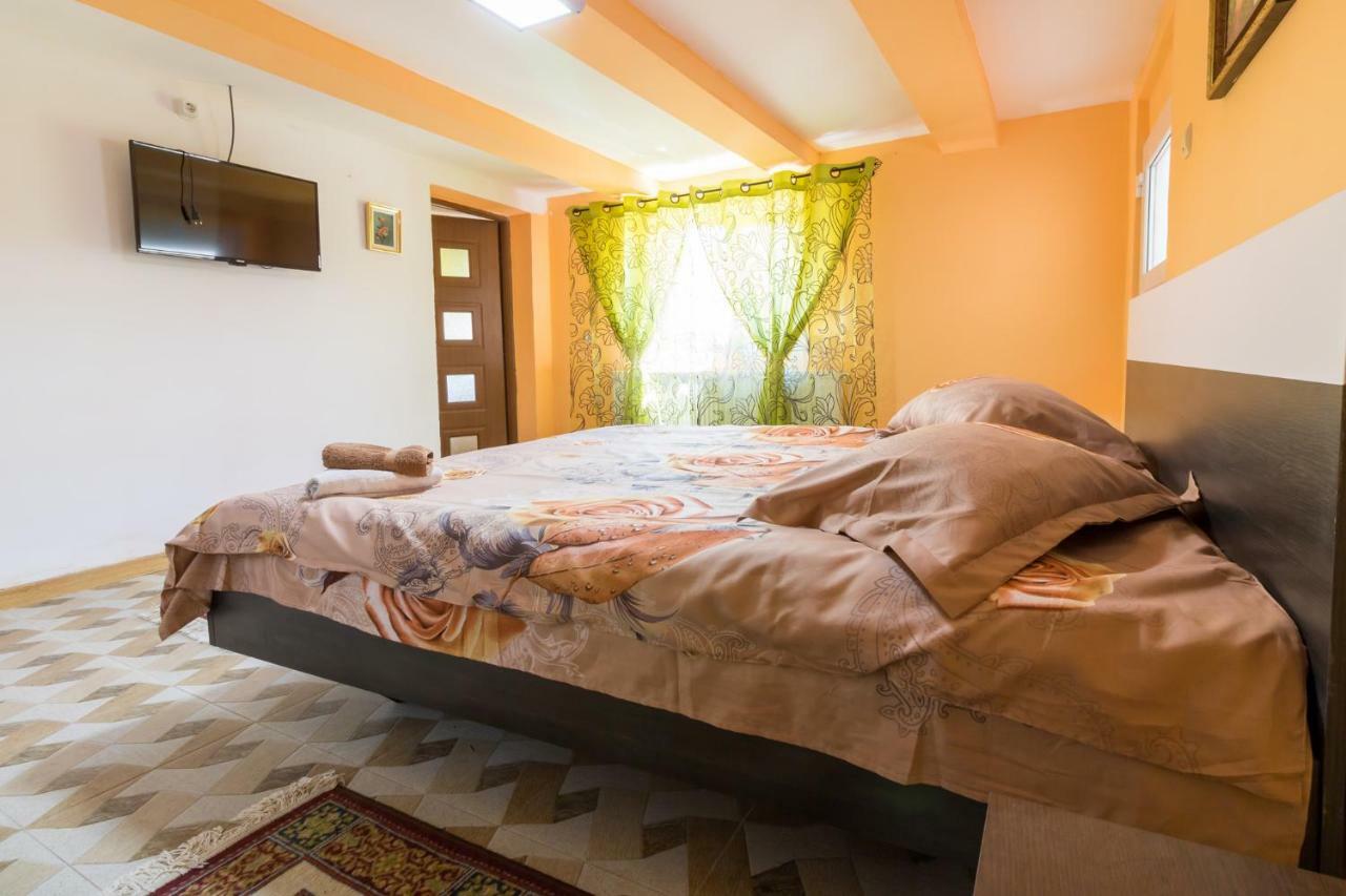 Casa De Vacanta Marya 巴亚德菲耶尔 外观 照片